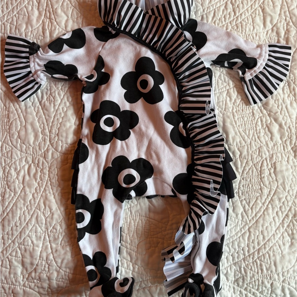 Mud Pie Floral Black and White Ruffles Kids One Piece Onsie Footsie Lot